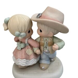 Precious Moments 1998 Praise The Lord And Dosie-Do” Figurine 455733